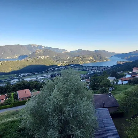 Apartment Entire With Stunning View Cademario